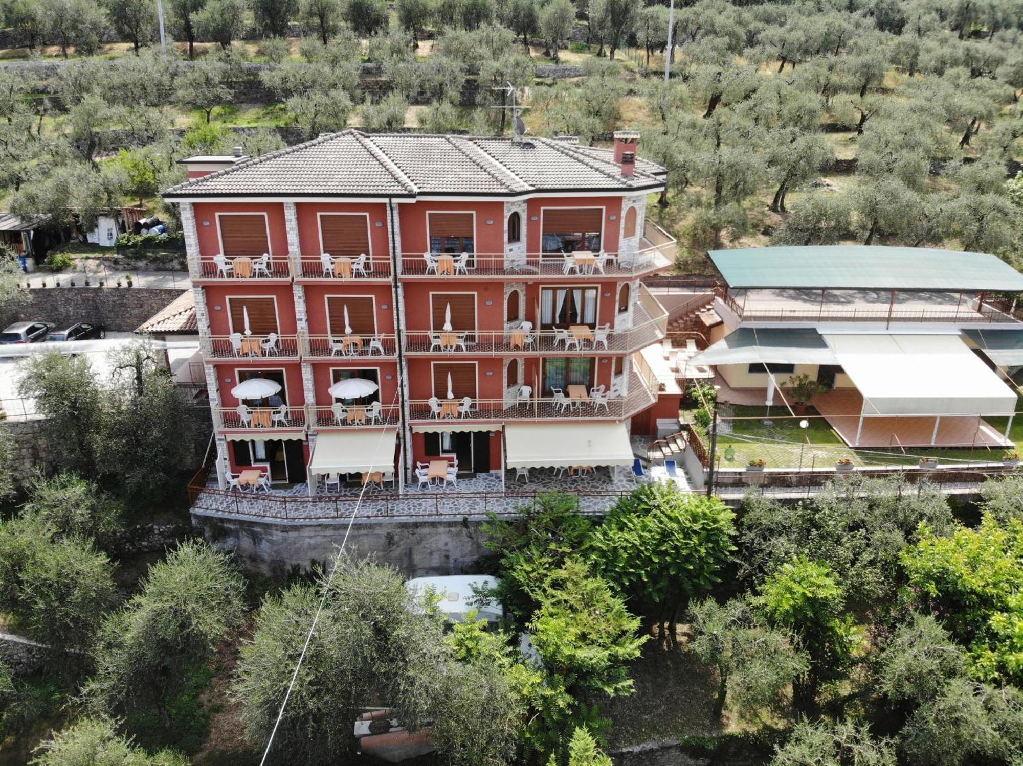 Residence Casa Maria 아센자디브렌조네 외부 사진